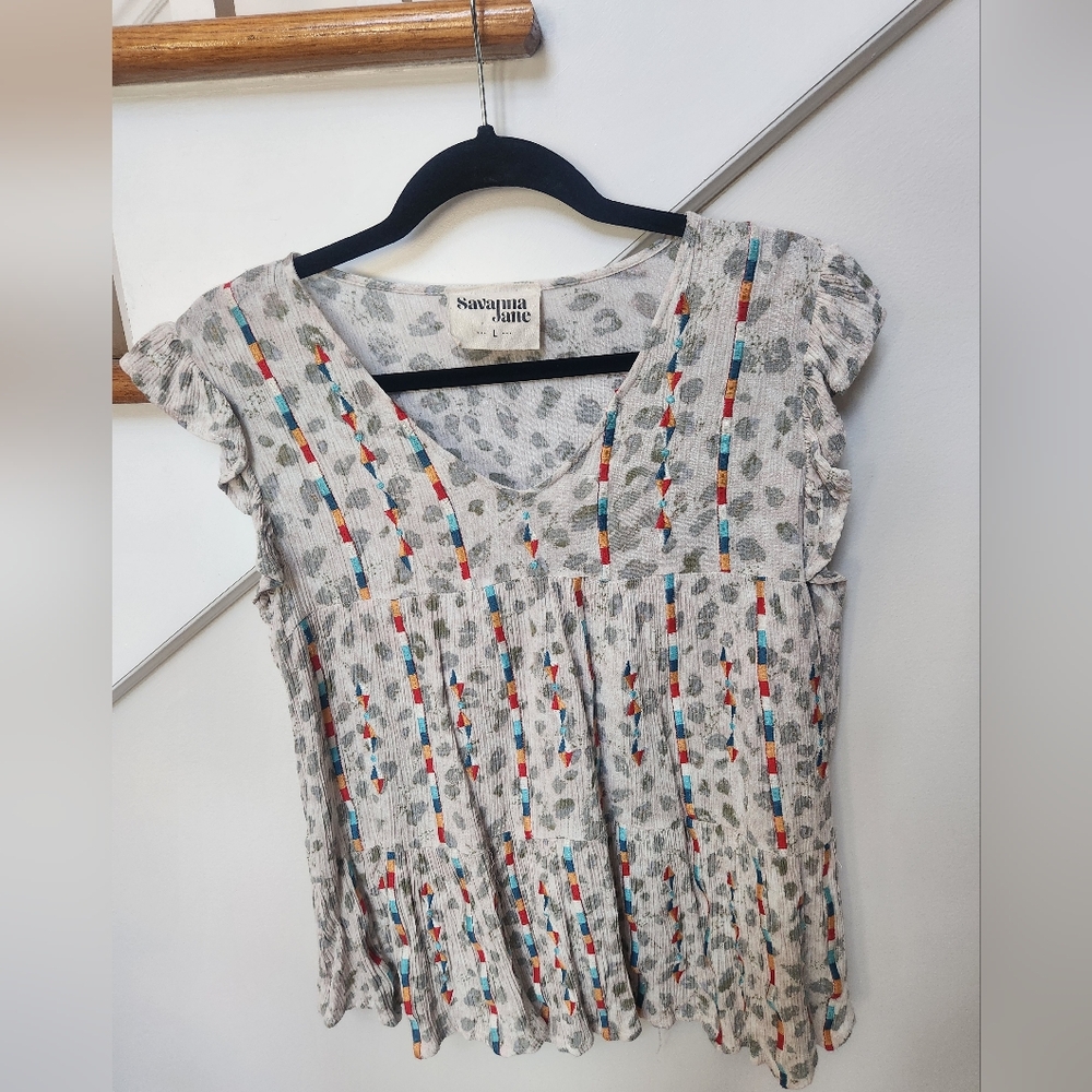 Cheetah print and embroidered Savannah Jane top with short sleeves